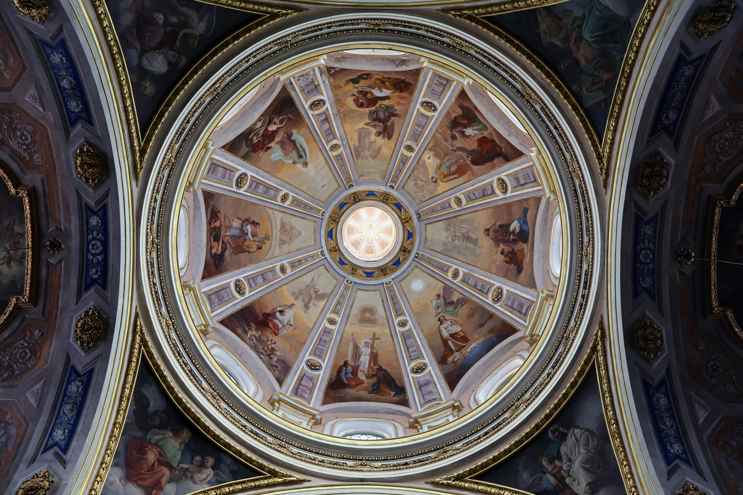 Itália: Uma Jornada de Fé e Espiritualidade pelos Caminhos Sagrados de Roma e Vaticano