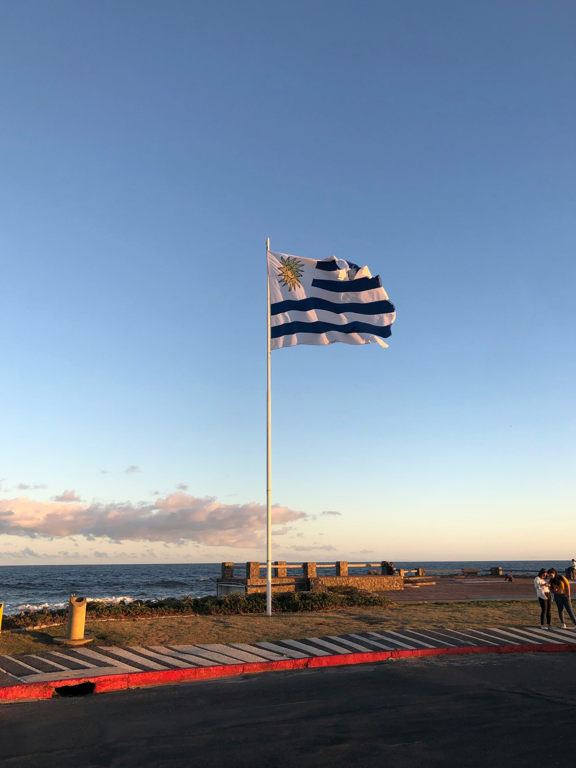 juan-lasala-UWZ8U5w7gKM-unsplash